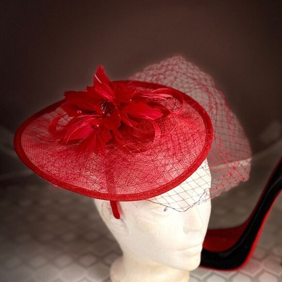 Wedding Fascinator Hat, Red, Bridal Hat, Elegant wedding party hat - Picture 1 of 10